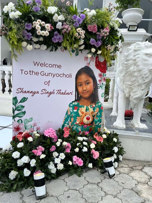 Grande Floral Welcome Board (FW 52)