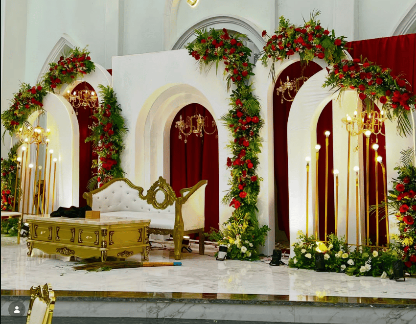 Royal Crimson Arch Stage