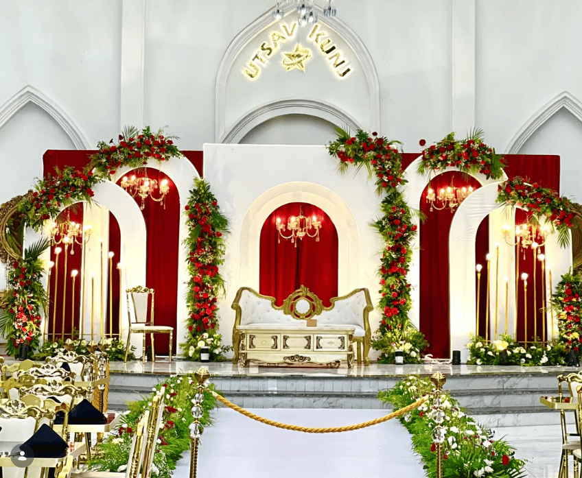 Royal Crimson Arch Stage