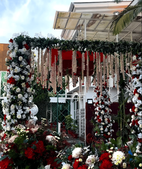 Floral Pillar Mandap