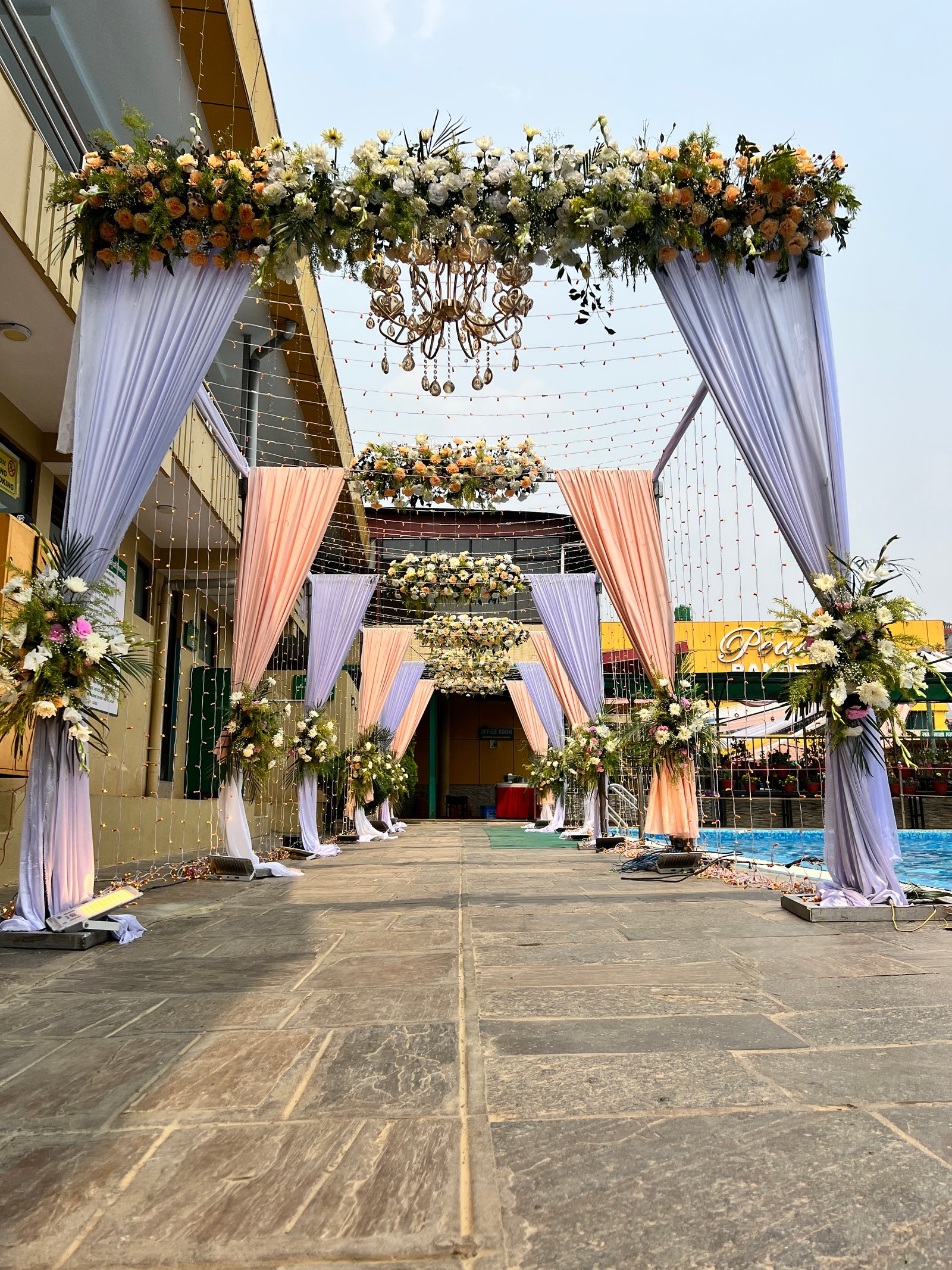 Floral Royal Walkway Gate(EG 60 )
