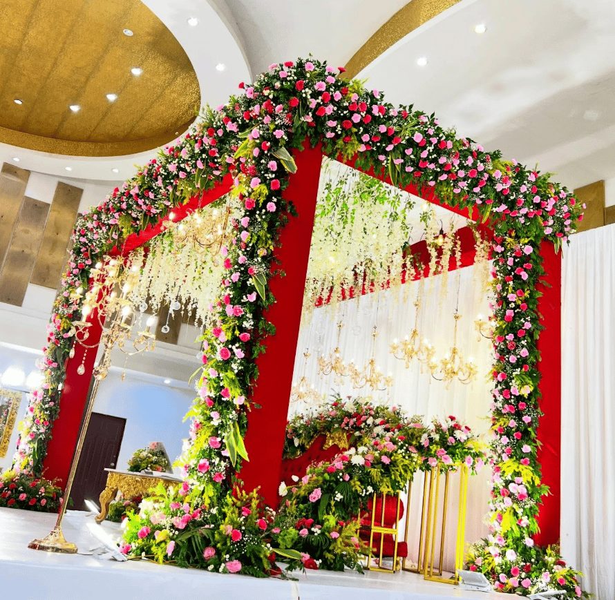 Royal Bloom Canopy Stage