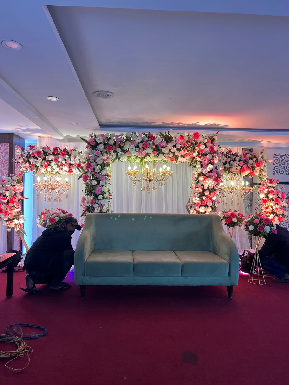 Blossom Luxe Stage