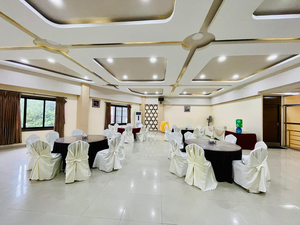Elite Hall