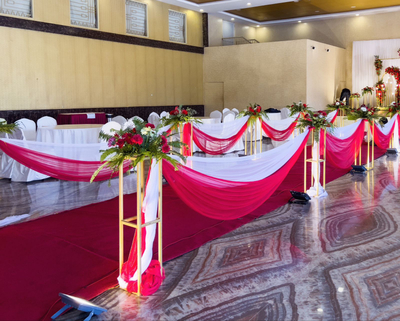 Red & White Elegance Aisle Decor(EHOP 174)