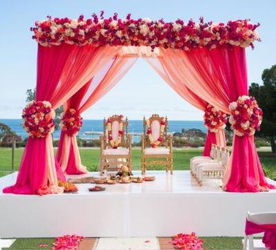 Quadrant Pillar Mandap with riser M12