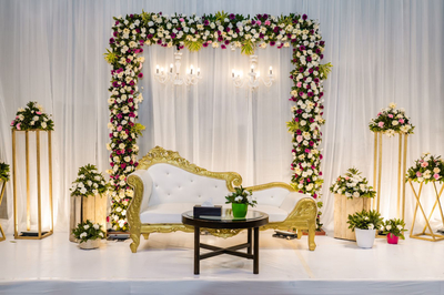 Golden Elegance Floral Stage(SD 232)