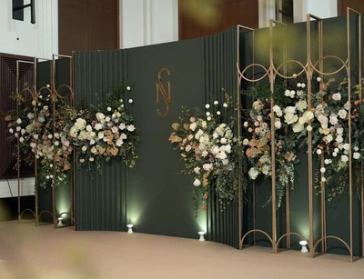 Evergreen Elegance Photobooth (PB 70)