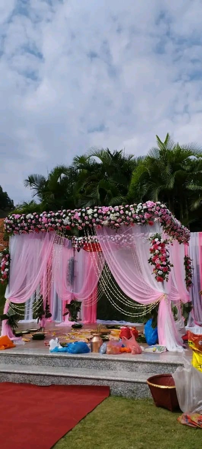 Serene Floral Mandap (M 77)