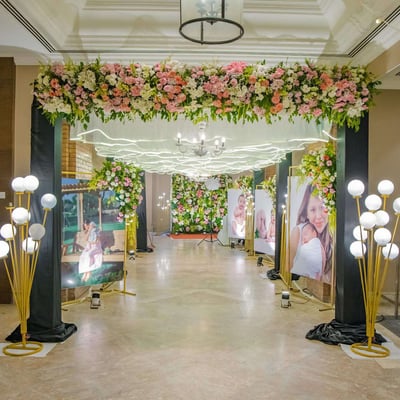 Radiant Floral Tunnel (EG 76)