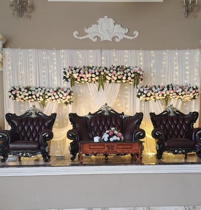 Royal Glow Wedding Stage SD 258