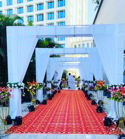 Royal Grandeur Gate EG 64