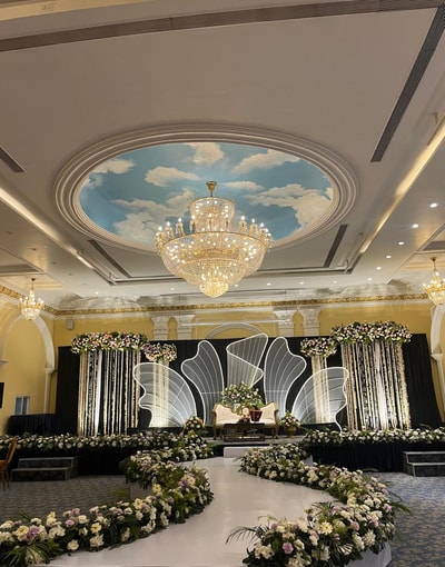 Luxurious Stage SD 326