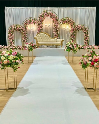 Romantic Blush Arch Floral Stage(SD 271)