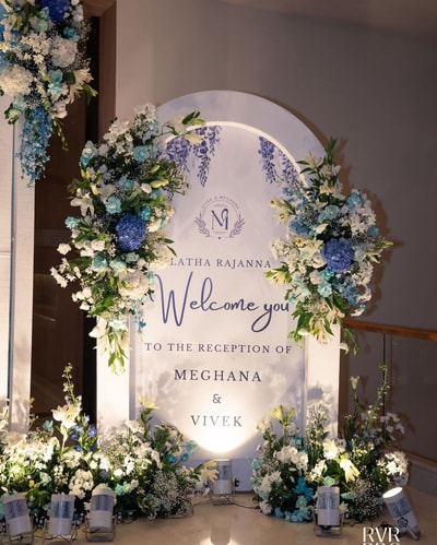 Blue Blossom Welcome Board(FW 54)
