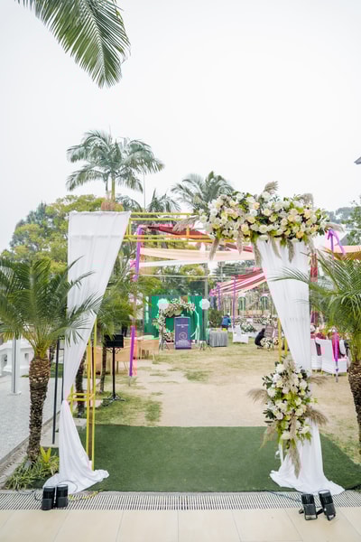 The Floral Welcome Arch(EG84)