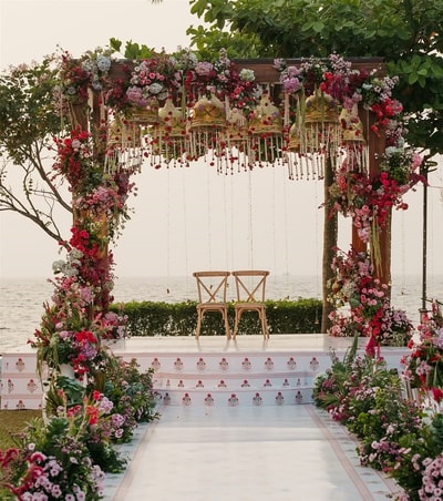 Seaside Bell Floral Mandap M 132