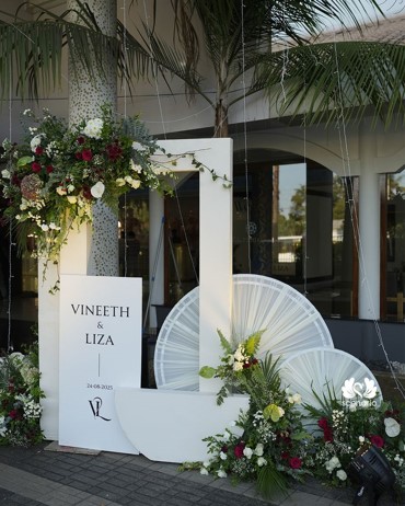 Vineeth & Liza Minimalist Welcome Board FW 68