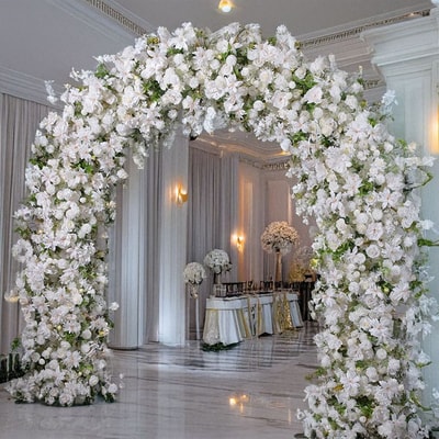 Grand Luxe Blossom Arch EG 63