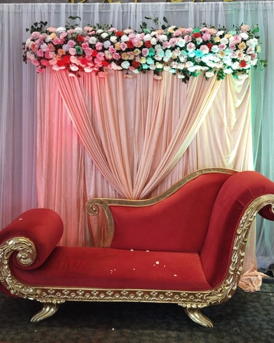 Petals & Velvet Retreat Stage (SD68)