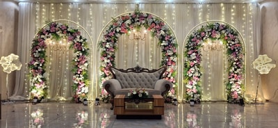 Triple Floral Arch Stage(SD 302)