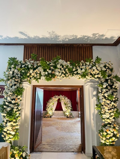 Elegant Floral Entrance EG 87