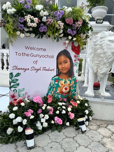 Grande Floral Welcome Board (FW 52)