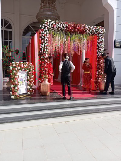 Blooming Elegance Floral Stage (EGH 55)