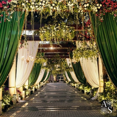 Emerald Royal Passage IP 51