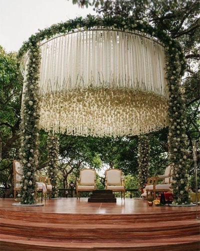 Heavenly Floral Canopy Mandap(M 108)