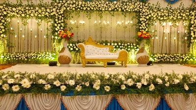 Royal White Floral Stage(SD 262)