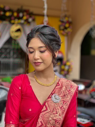 Maya’s Makeover & Beauty Studio