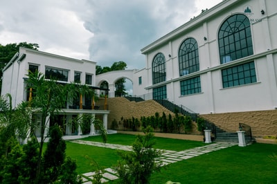 Tropical Island Reception