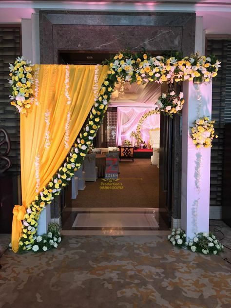 Blossoming Hall Entrance(EGH 34)