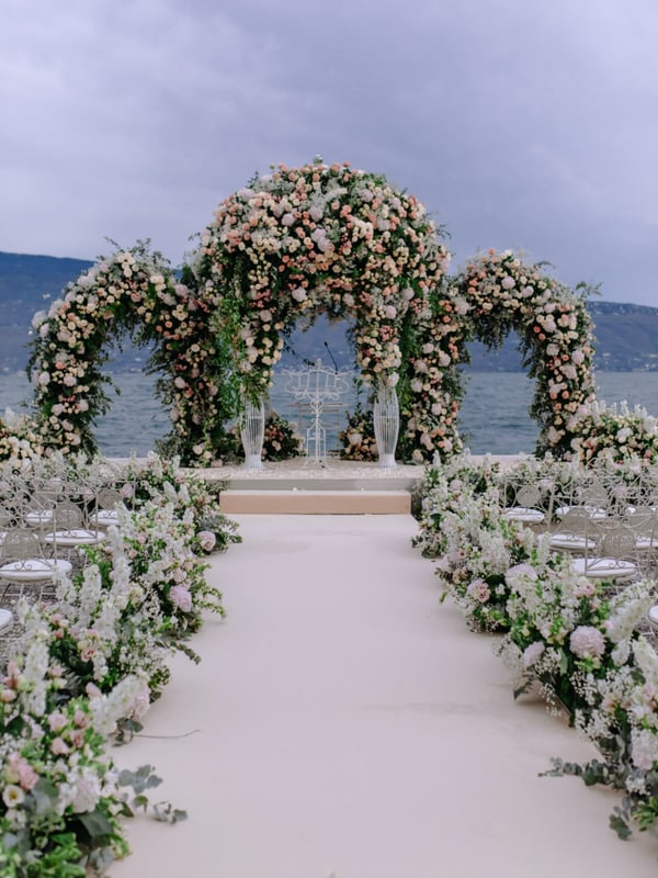 Garden Arch Romance Stage (314)