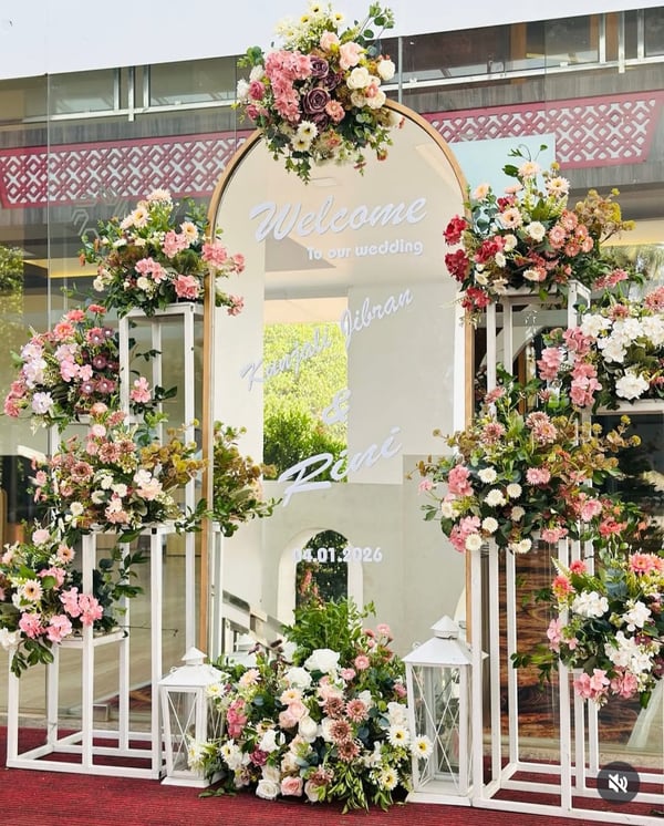 Blossom Arch Welcome Board MW 17