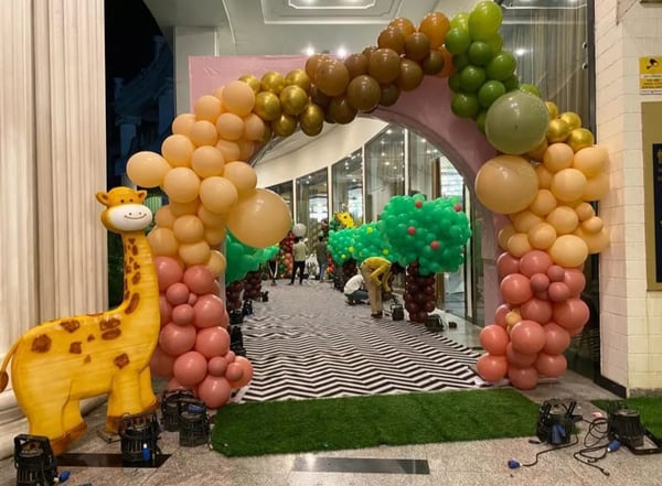 Jungle Themed Entrance Gate Balloon Decoration (BD 25)