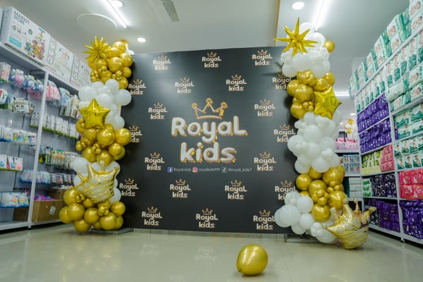Royal Kids Balloon Photobooth BD 99