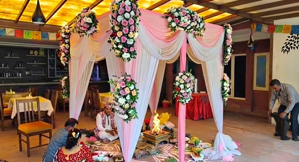Quadrant Pillar Mandap M 38