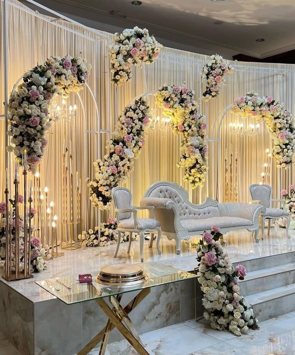 Opulent Rose Garden SD 300