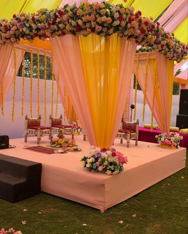Elegant Mandap Setup M 123