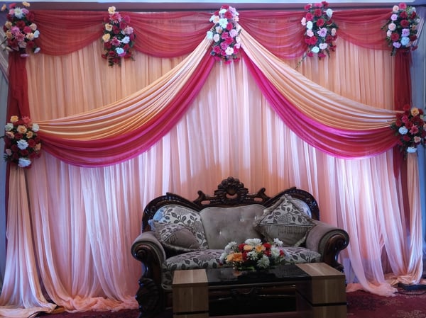 Rosette Drape Haven Stage (SD69)