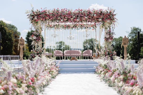 Blushing Garden Mandap M 144