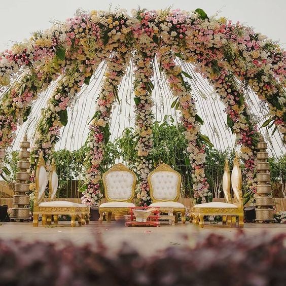 Floral Majesty Pavilion Stage (SD21)