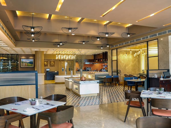 The Everest Hotel image 9