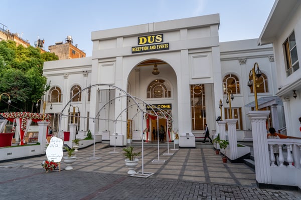 Dus Reception