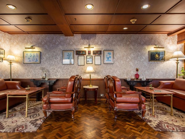 The Everest Hotel image 4
